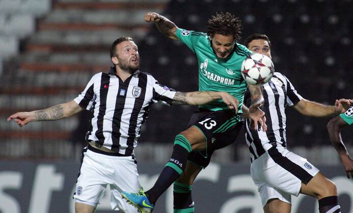 27.08.2013 Thessaloniki FC PAOK-FC Schalke 04 UEFA Champions League Play Off men football Giannis Skondras(L) FC PAOK and Jermaine Jones(c) FC Schalke 04 : 