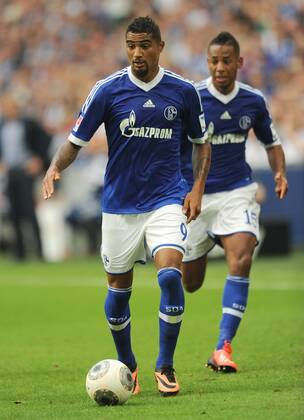 31-08-2013, Fussball, Saison 2013-2014, 1. Bundesliga, 4. Spieltag, FC Schalke 04 - Bayer 04 Leverkusen 2-0, Kevin-Prince Boateng (Schalke 04), hinten rechts Dennis Aogo (Schalke 04)