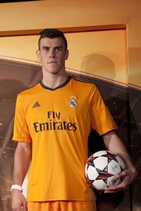 Real Madrid s Gareth Bale during the official presentation of the Adidas team s football kit for the 2013-14 Champions League season in Europe tower, Madrid. September 12, 2013.  (201309121079)