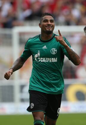 Fußball Bundesliga, 5. Spieltag, FSV Mainz 05-FC Schalke 04 am Samstag, 14.09.2013 in der Coface-Arena in Mainz. Schalkes Kevin-Prince Boateng jubelt nach seinem Treffer zum 1:0 FSV Mainz 05- SC Freiburg