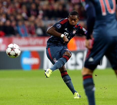 München Fußball Champions League FC Bayern München vs. CSKA Moskau, Tor zum 1:0 durch David Alaba (Bayern)
