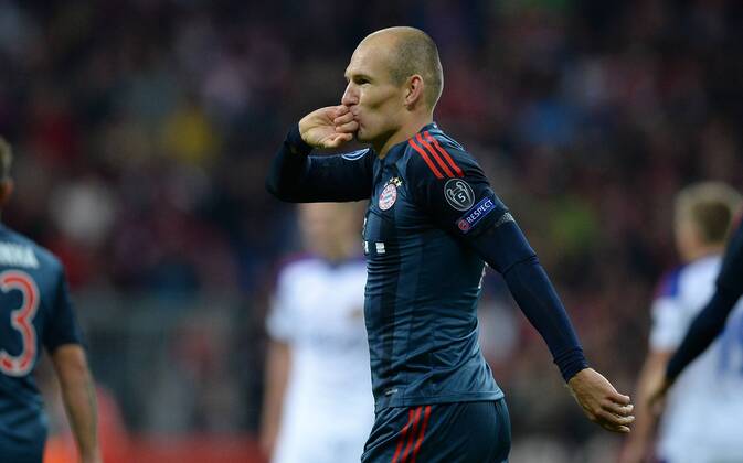 FUSSBALL CHAMPIONS LEAGUE SAISON 2013 2014 Vorrunde FC Bayern München - ZSKA Moskau 17.09.2013 Arjen Robben (FC Bayern München) freut sich nach seinem Tor zum 3:0 