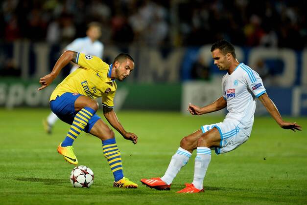 Theo Walcott (ars) - Jeremy Morel (om) Olympique Marseille vs Arsenal FC London - 18 09 2013 AnthonyBIBARD FEP Panoramic 