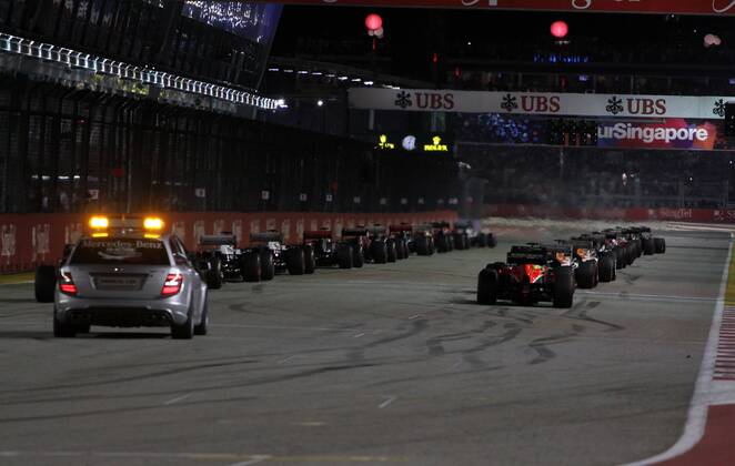 Start, formula 1 GP, Singapore, 22.09.2013, Photo:mspb Thomas Melzer Start, formula 1 GP, Singapore,