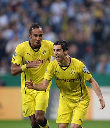 FUSSBALL DFB POKAL 2. RUNDE SAISON 2013 2014 TSV 1860 München - Borussia Dortmund 24.09.2013 JUBEL Dortmund; Torschütze zum 0-2 Henrikh Mkhitaryan (re) und Pierre-Emerick Aubameyang