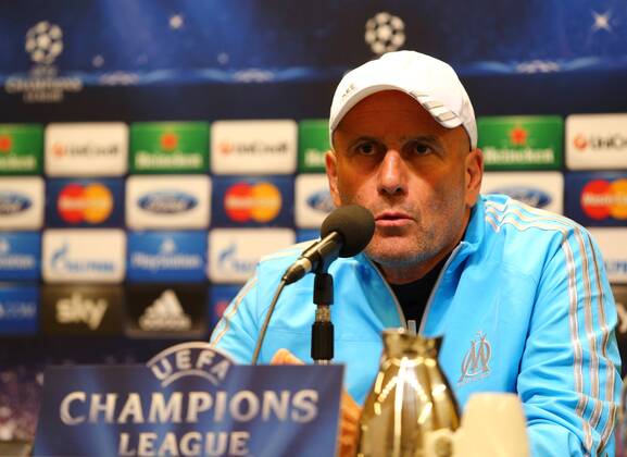 Montag 30.09.2013, Saison 2013 2014, UEFA Champions League, Pressekonferenz im Presseraum des Dortmunder Signal Iduna Parks vor dem Spiel zwischen dem BVB Borussia Dortmund und Olympique de Marseille, Trainer Elie Baup (OM)