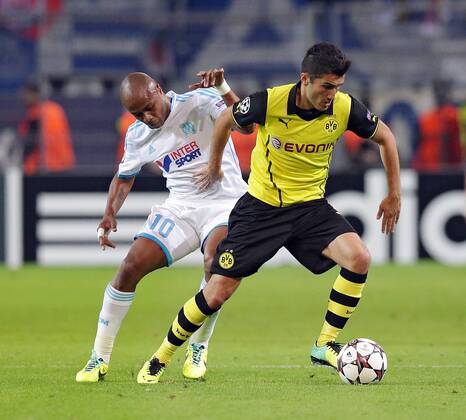 01.10.2013, xovx, Fussball Champions League, Borussia Dortmund (BVB) - Olympique Marseille, v.l. Zweikampf zwischen Andre Ayew (Olympique Marseille) und Nuri Sahin (Borussia Dortmund), Aktion.