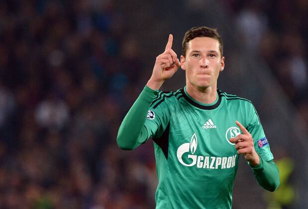 01.10.2013, xjhx, Fussball Champions League, FC Basel - FC Schalke 04, v.l. Julian Draxler (FC Schalke 04) Torjubel, Goal celebration, celebrate the goal 0:1