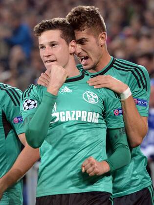 01.10.2013, xjhx, Fussball Champions League, FC Basel - FC Schalke 04, v.l. Julian Draxler (FC Schalke 04), Roman Neustaedter (FC Schalke 04) Torjubel, Goal celebration, celebrate the goal 0:1