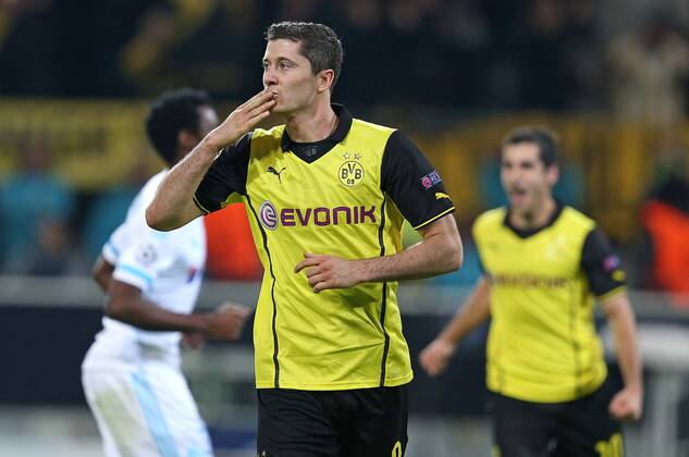 01.10.2013, Fussball Championsleague 2013 2014, Vorrunde, 2.Spieltag, Borussia Dortmund (BVB) - Olympique Marseille, im Signal-Iduna-Park Stadion in Dortmund. Jubel Torschütze Robert Lewandowski (Dortmund) zum Tor zum 3:0 per Foulelfmeter