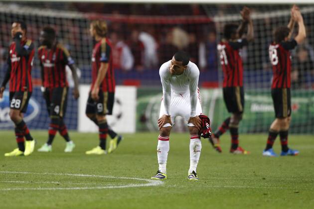 Ricardo van Rhijn of Ajax during the Champions League match between Ajax Amsterdam and AC Milan on Oktober 1, 2013 at the Amsterdam Arena in Amsterdam, The Netherlands. Ajax v AC Milan Champions League 2013 2014 xVIxLaurensxLindhoutxIVx 1826489