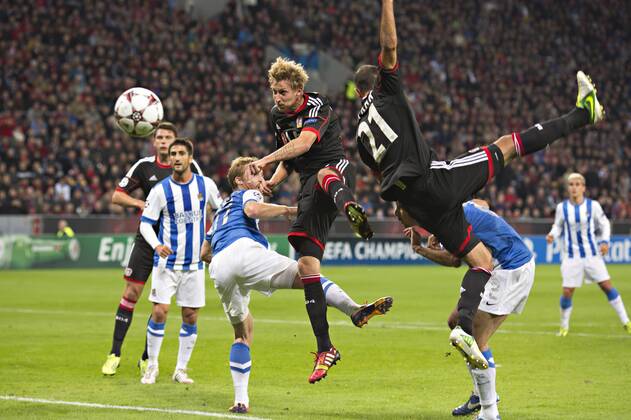 Leverkusen, 02.10.2013, BayArena Stefan Kiessling (Bayer) gegen David Zurutuza (San S) Bayer Leverkusen - Real Sociedad San Sebastian mm