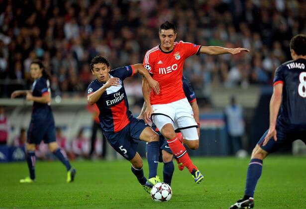 Oscar Cardozo (ben) - Marquinhos (psg) FOOTBALL : FC Paris Saint Germain vs Benfica Lisbon - UEFA Champions League - 02 10 2013 AnthonyBIBARD FEP Panoramic 
