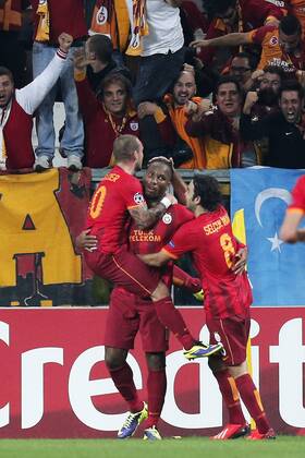 Esultanza dopo il gol Didier Drogba Galatasaray, Goal Celebration Torino 02-10-2013 Juventus Stadium Football Calcio 2013 2014 Champions League Juventus - Galatasaray Foto Marco Bertorello Insidefoto MarcoxBertorello