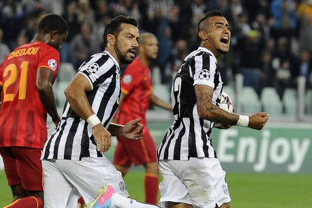 Db Torino 02 10 2013 - Champions League Juventus - Galatasaray foto Daniele Buffa Image Sport nella foto: esultanza gol Arturo Vidal 