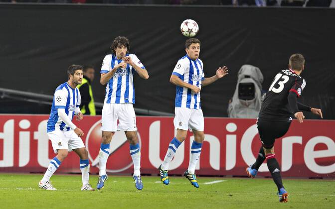 Leverkusen, 02.10.2013, BayArena Tor zum 2:1 durch Jens Hegeler (Bayer) Bayer Leverkusen - Real Sociedad San Sebastian mm