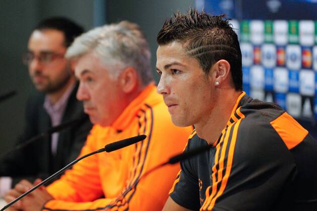 MADRID, SPAIN OCTOBER 22: Real Madrid forward Cristiano Ronaldo sitting next to Real Madrid coach Carlo Ancelotti at a pregame press conference ahead of the Champions League match Real Madrid vs Juventus, in the press room of the Valdebebas sports complex on the 22nd of October 2013 in Madrid, Spain (Photo: Madridismo SL Cordon Press) 