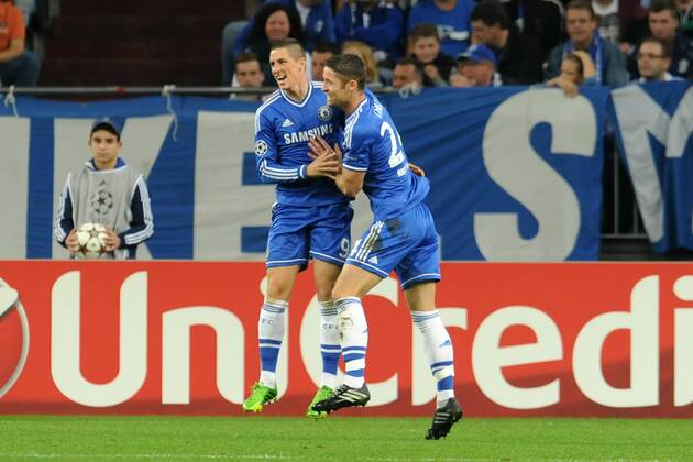 Gelsenkirchen, Deutschland 22. Oktober 2013: Champions-League - Vorrunde - 13 14 - FC Schalke 04 vs. FC Chelsea. Jubel Torjubel Torschuetze Torschütze Fernando Torres (Chelsea) jubelt nach seinem Tor zum 0:1. mt