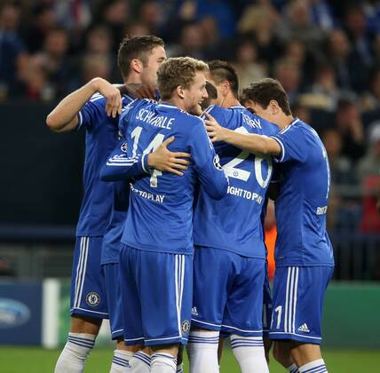 Gelsenkirchen, Fussball Männer, UEFA Champions League, Saison 2013 2014, Spieltag 3, Gruppe E, FC Schalke 04 vs FC Chelsea 22.10.2013, Arena auf Schalke, gelsenkirchen Chelsea jubeln,