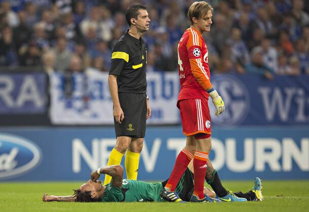 Gelsenkirchen, 22.10.2013, Veltins Arena, Fußball Jermaine Jones (S04), Torwart Timo Hildebrand (S04) FC Schalke 04 - FC Chelsea London