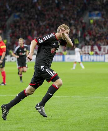 Jubel Stefan KIESSLING (LEV) nach seinem Tor zum 1:0, Fussball Champions League, Vorrunde, 3. Spieltag, Bayer 04 Leverkusen (LEV) - Schachtar Donezk, am 23.10.2013 in Leverkusen Deutschland.