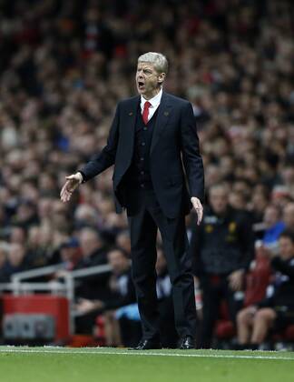 Arsenal s Arsene Wenger in action Arsenal v Liverpool - Barclays Premier League - Emirates Stadium - London - England -02 11 2013 - Pic David Klein Sportimage EDITORIAL USE ONLY. No use with unauthorised audio, video, data, fixture lists, club league logos or live services. Online in-match use limited to 120 images, no video emulation. No use in betting, games or single club league player publications.