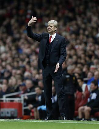 Arsenal s Arsene Wenger in action Arsenal v Liverpool - Barclays Premier League - Emirates Stadium - London - England -02 11 2013 - Pic David Klein Sportimage EDITORIAL USE ONLY. No use with unauthorised audio, video, data, fixture lists, club league logos or live services. Online in-match use limited to 120 images, no video emulation. No use in betting, games or single club league player publications.