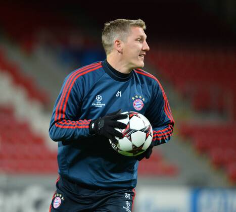 Bastian Schweinsteiger (FC Bayern München) Abschlusstraining, FC Viktoria Pilsen vs. Bayern München, Champions League, Vorrunde, 04.11.2013 EP_bhr