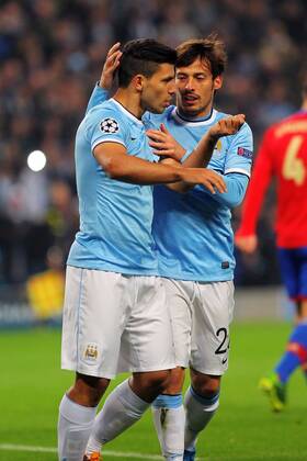 05.11.2013 Manchester, England. David Silva of Manchester City and Sergio - Kun - Aguero celebrate during the Champions League group D . xPaulxKeevilx  ActionPlus11467626