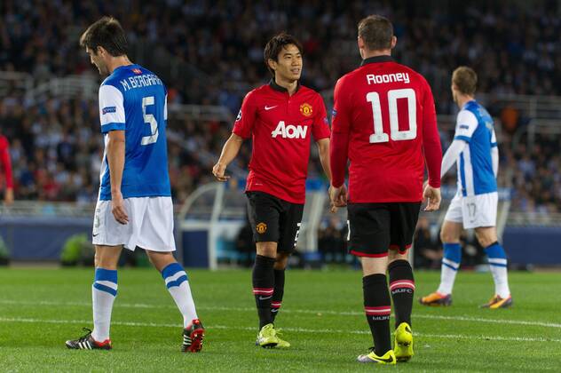 San Sebastian, Spain, 2013 11 05 Markel Bergara (5)(Real Sociedad), Shinji Kagawa (26)(Manchester U) and Wayne Rooney (10)(Manchester U) during the UEFA Champions League match between Real Sociedad San Sebastian and Manchester United (ManU) at Anoeta Stadium 