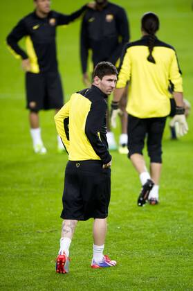 FC Barcelona s Lionel Messi during a training session at Camp Nou in Barcelona. November 5, 2013.  (20131105099)