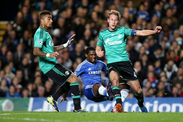 Samuel Eto o of Chelsea has a shot - Chelsea vs FC Shalke 04 - Champions League Group E - Stamford Bridge Stadium - London - 6th November 2013 - Pic Charlie Forgham-Bailey Sportimage EDITORIAL USE ONLY. No use with unauthorised audio, video, data, fixture lists, club league logos or live services. Online in-match use limited to 120 images, no video emulation. No use in betting, games or single club league player publications.