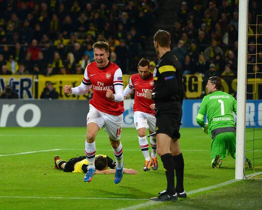 06.11.2013, xjhx, Fussball Champions League, Borussia Dortmund - Arsenal London, v.l. Aaron Ramsey (Arsenal London) Torjubel, Goal celebration, celebrate the goal 0:1