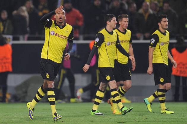 Fußball Champions League Gruppenphase 5.Spieltag: Borussia Dortmund - SSC Neapel am 26.11.2013 im Signal Iduna Park in Dortmund Torjubel zum 3:1 durch Pierre-Emerick Aubameyang ( Dortmund )