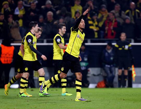 Dortmund Fußball Champions League Borussia Dortmund vs. SSC Neapel, Jubel nach dem 3:1 durch Pierre -Emerick Aubameyang (BvB)