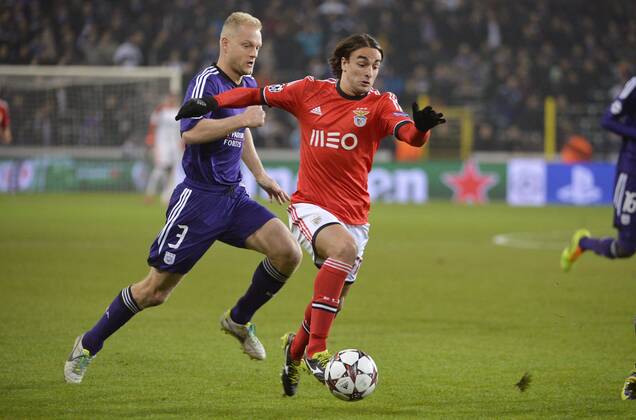 Deschacht Olivier of Rsc Anderlecht - Lazar Markovic of LS Benfica - RSC Anderlecht vs SL Benfica Lissabon - Champions League - Bruxelles - 27 11 2013 PhotoNews Panoramic 