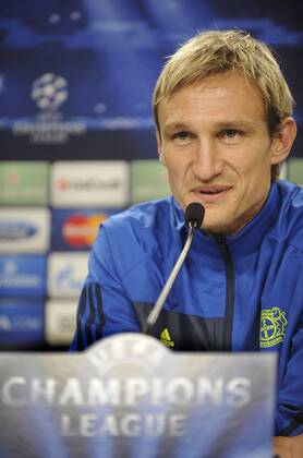 San Sebastian, Spain. 9th December 2013 Bayer Leverkusen s head coach Sami Hyypiä during pre-match press conference ahead of the UEFA Champions League 2013 14 group stage match against Real Sociedad at Anoeta 
