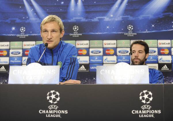 San Sebastian, Spain. 9th December 2013 Bayer Leverkusen s head coach Sami Hyypiä und Gonzalo Castro during pre-match press conference ahead of the UEFA Champions League 2013 14 group stage match against Real Sociedad at Anoeta 
