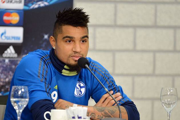 Pressekonferenz FC Schalke 04 --- Fussball --- Champions League --- 10.12.2013 Kevin-Prince Boateng (Schalke), Mimik, Gestik, halbe Figur, Einzelbild
