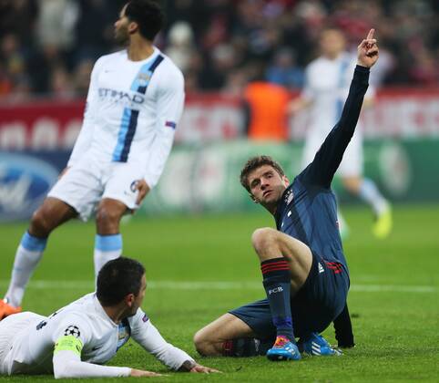 10.12.2013, xtvx, Fussball Champions League, FC Bayern München - Manchester City, v.l. Goal scored, Tor zum 1:0 Thomas Müller (FC Bayern München) Torjubel, Goal celebration, celebrate the goal, celebrates scoring
