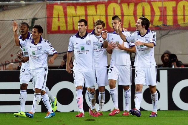 Sacha Kljestan of RSC Anderlecht - joie FOOTBALL : Olympiakos vs Anderlecht - Ligue des Champions - 10 12 2013 PHOTONEWS PANORAMIC 