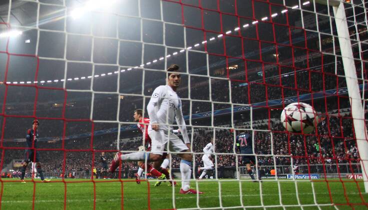 10.12.2013, xtvx, Fussball Champions League, FC Bayern München - Manchester City, v.l. Goal scored, Tor zum 2:3 James Milner (Manchester City) Torjubel, Goal celebration, celebrate the goal, celebrates scoring