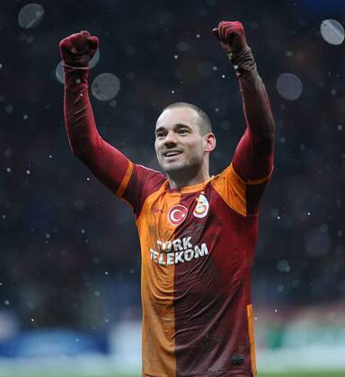 UEFA Champions League group B match between Galatasaray Istanbul and Juventus Torino at Turk Telekom Arena Stadium on December 11, 2013 in Istanbul. Match Score: Galatasaray 1 - Juventus 0 Pictured: Wesley Sneijder of Galatasaray. 