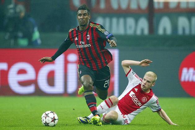 (L-R) Kevin Constant of AC Milan, Davy Klaassen of Ajax during the UEFA Champions League match between AC Milan and Ajax Amsterdam on December 11, 2013 at San Siro in Milan, Italy AC Milan v Ajax UEFA Champions League 2013 2014 xVIxxIVx 1952488