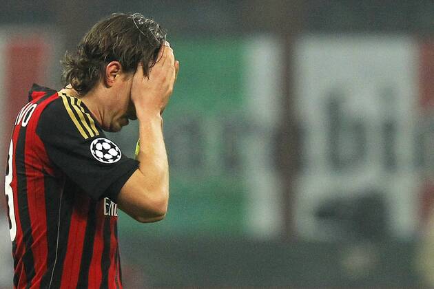 espulsione Riccardo Montolivo Milan, red card, Milano 11-12-2013, Stadio Giuseppe Meazza, Football Calcio 2013 2014, Champions League, Milan - Ajax, Foto Marco Bertorello Insidefoto MarcoxBertorello