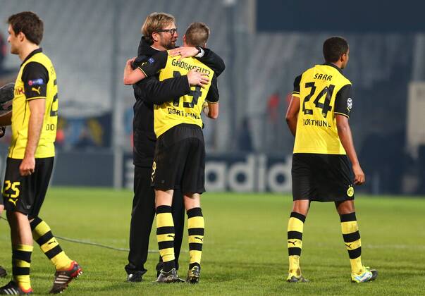 Mittwoch 11.12.2013, Saison 2013 2014, UEFA Champions League, 6. Spieltag im Stadion Velodrome Marseille, Trainer Jürgen Klopp (BVB) und Kevin Großkreutz (BVB), v.l. nach Abpfiff