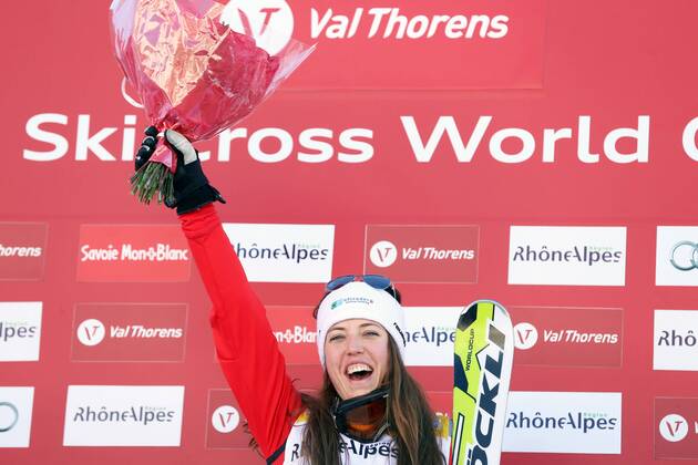 SKI ALPIN - FIS WC Val Thorens, Skicross, Damen VAL THORENS,FRANKREICH,15.DEZ.13 - FREE SKI, FREESTYLE SKIING - FIS Weltcup, Ski Cross, Damen, Siegerehrung. Bild zeigt den Jubel von Katrin Mueller (SUI). Keyword: Stoeckli. 