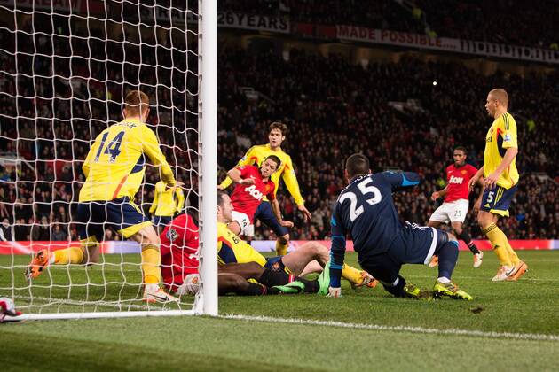 Javier Hernandez (Chicharito) of Manchester United (ManU) scores to send the game to a penalty shoot out - Manchester United (ManU) vs. Sunderland FC - Capital One Cup Semi Final Second Leg - Old Trafford - Manchester - 22 01 2014 Pic PhilipOldham Sportimage EDITORIAL USE ONLY. No use with unauthorised audio, video, data, fixture lists, club league logos or live services. Online in-match use limited to 120 images, no video emulation. No use in betting, games or single club league player publications.