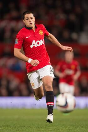 Javier Hernandez (Chicharito) of Manchester United in action - Manchester United vs. Sunderland - Capital One Cup Semi Final Second Leg - Old Trafford - Manchester - 22 01 2014 Pic PhilipOldham Sportimage EDITORIAL USE ONLY. No use with unauthorised audio, video, data, fixture lists, club league logos or live services. Online in-match use limited to 120 images, no video emulation. No use in betting, games or single club league player publications.
