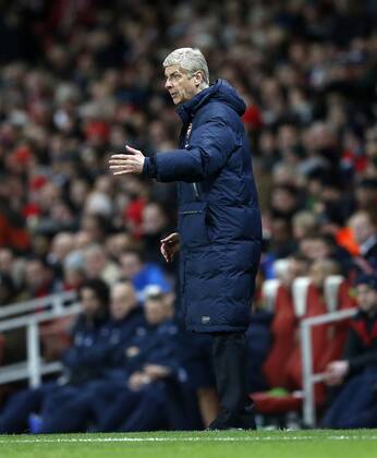 Arsenal s Arsene Wenger in action Arsenal vs Crystal Palace - Premier League - Emirates Stadium - London - England - 02 02 2014 - Pic David Klein Sportimage EDITORIAL USE ONLY. No use with unauthorised audio, video, data, fixture lists, club league logos or live services. Online in-match use limited to 120 images, no video emulation. No use in betting, games or single club league player publications.
